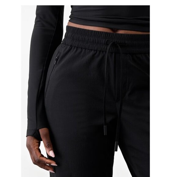 Athleta Women's Trekkie North Relaxed Mid Rise Jogger Plus Size Black Size 22 - Picture 2 of 11